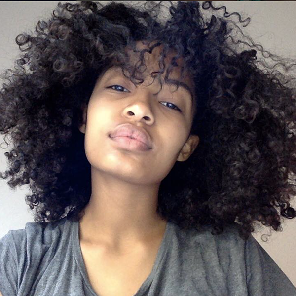 Black Girl Magic: Yara Shahidi Took The Best Natural Hair Selfies This Year
